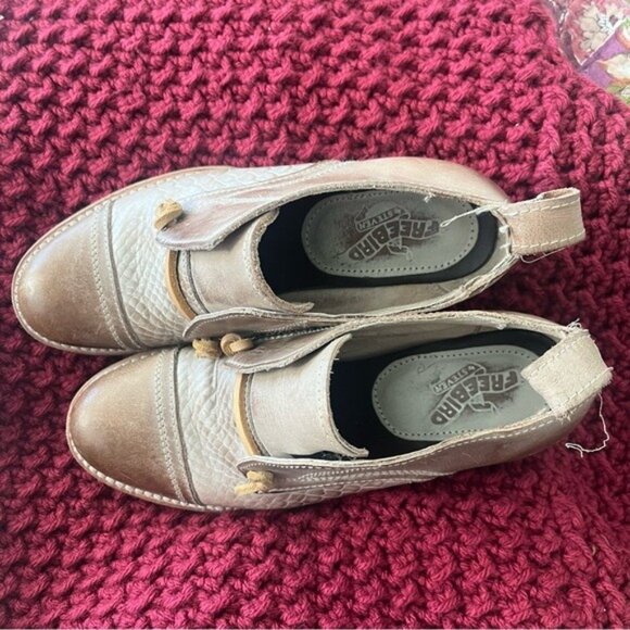 FREEBIRD Women's Taupe Mabel Shoe Size 5 - Picture 4 of 8